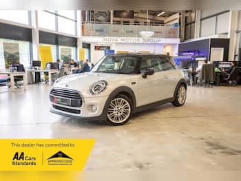 Used MINI Hatch 2018 for sale - 79690696: Photo