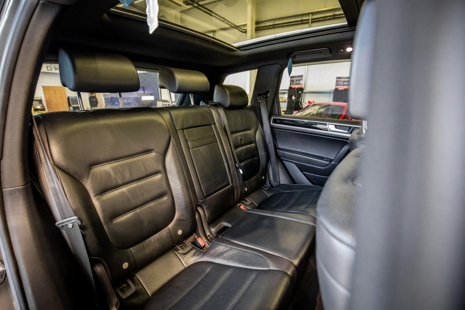 Used Volkswagen Touareg 2017 for sale - 78062851: Photo 16