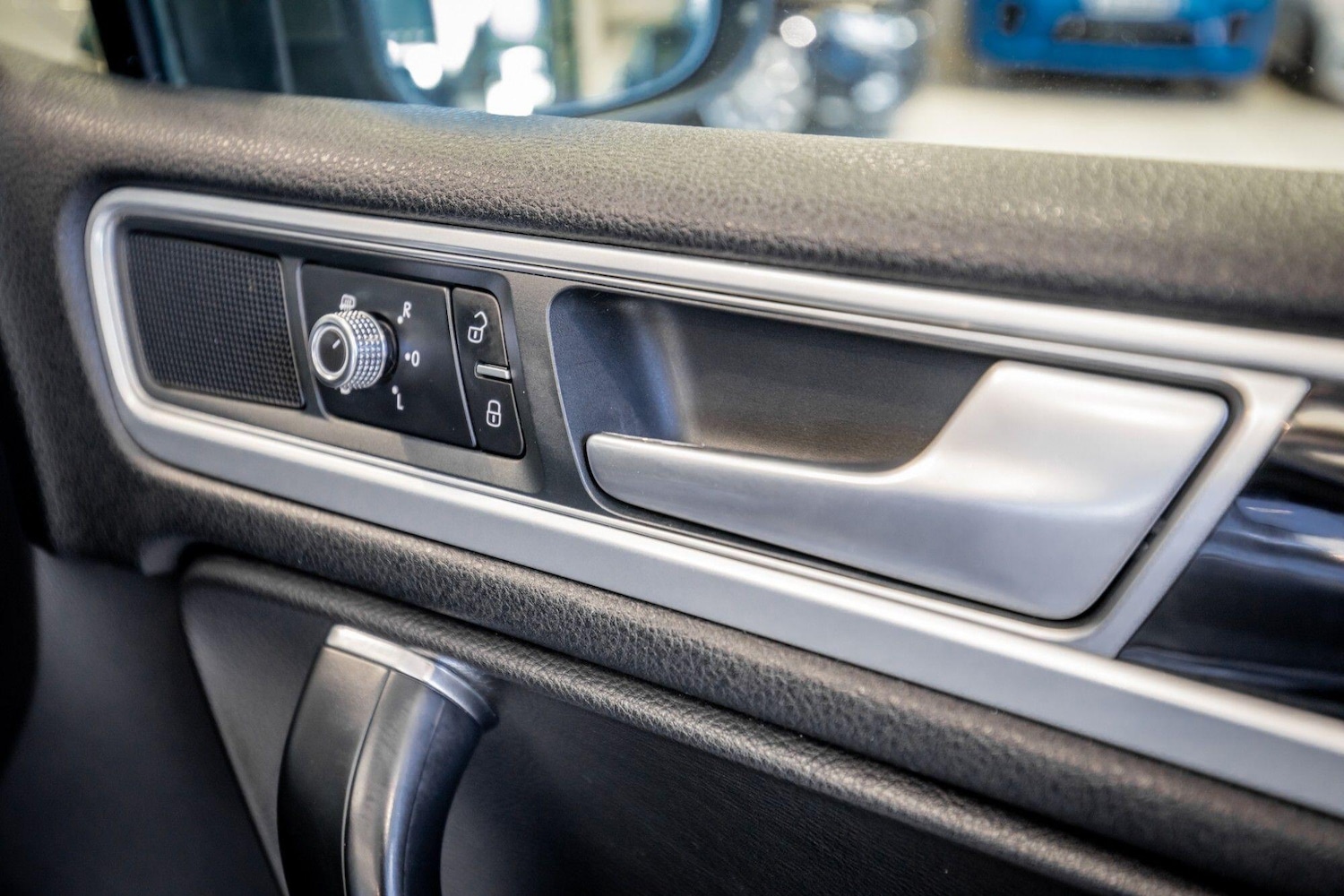 Used Volkswagen Touareg 2017 for sale - 78062851: Photo 19