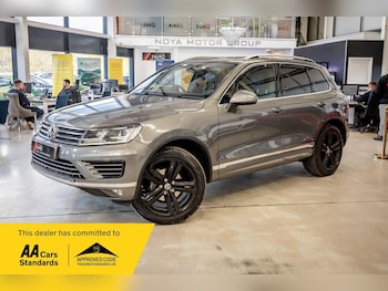 Used Volkswagen Touareg 2017 for sale - 78062851: Photo