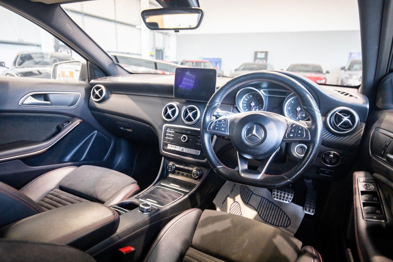 Used Mercedes-Benz A-Class for sale - 76825049: Photo 2