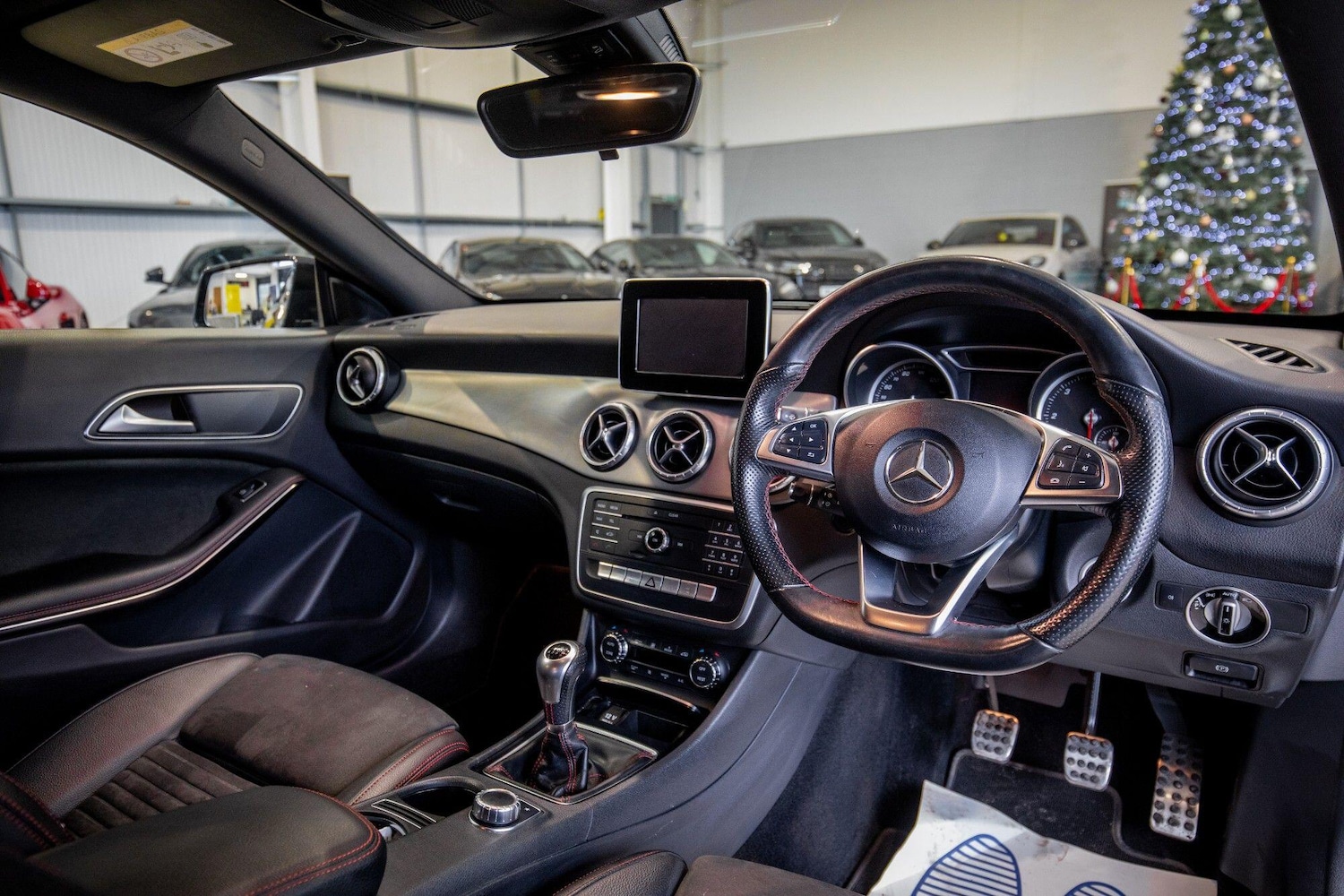 Used Mercedes-Benz CLA 2017 for sale - 77108739: Photo 2