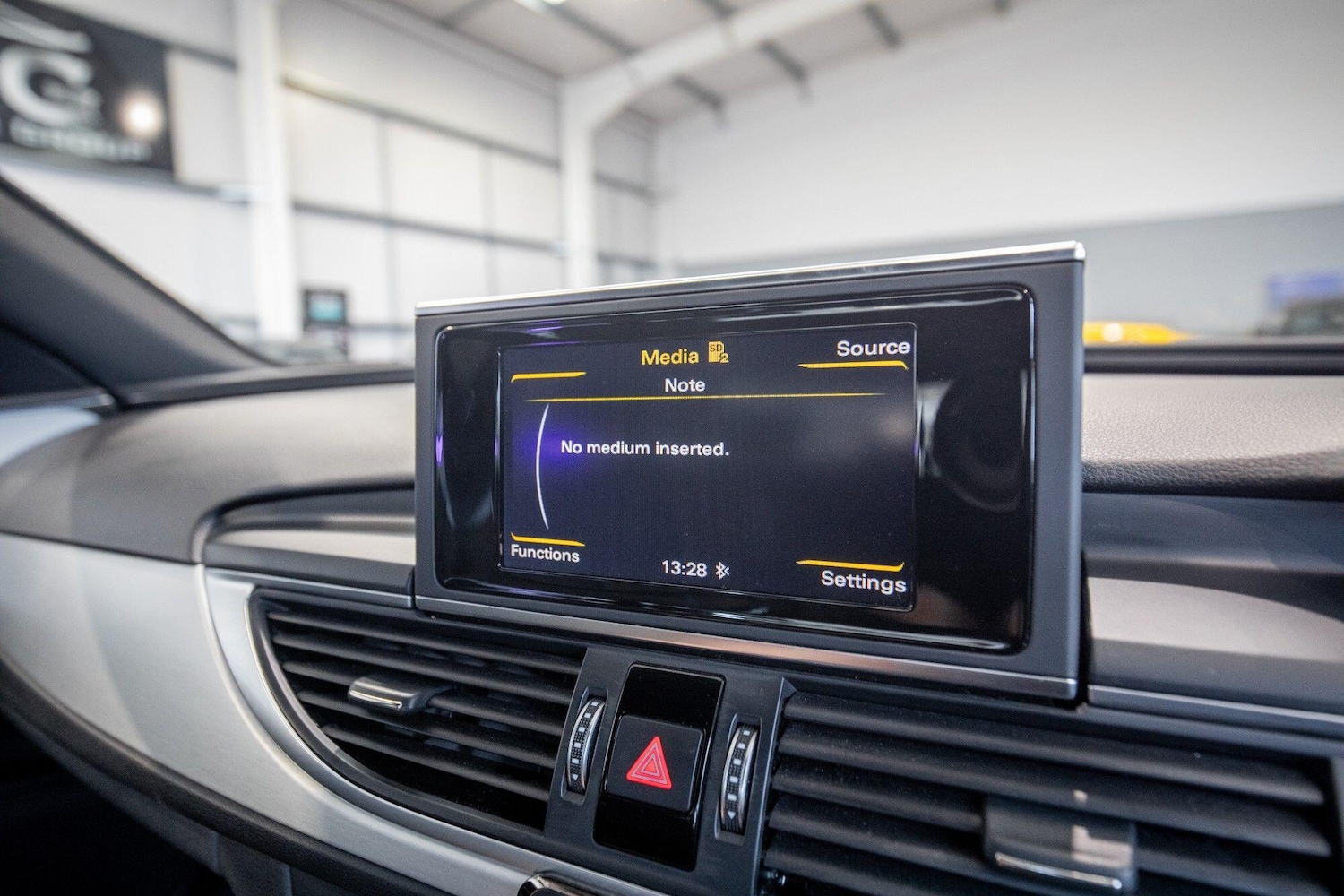 Used Audi A6 Saloon 2016 for sale - 76866317: Photo 31