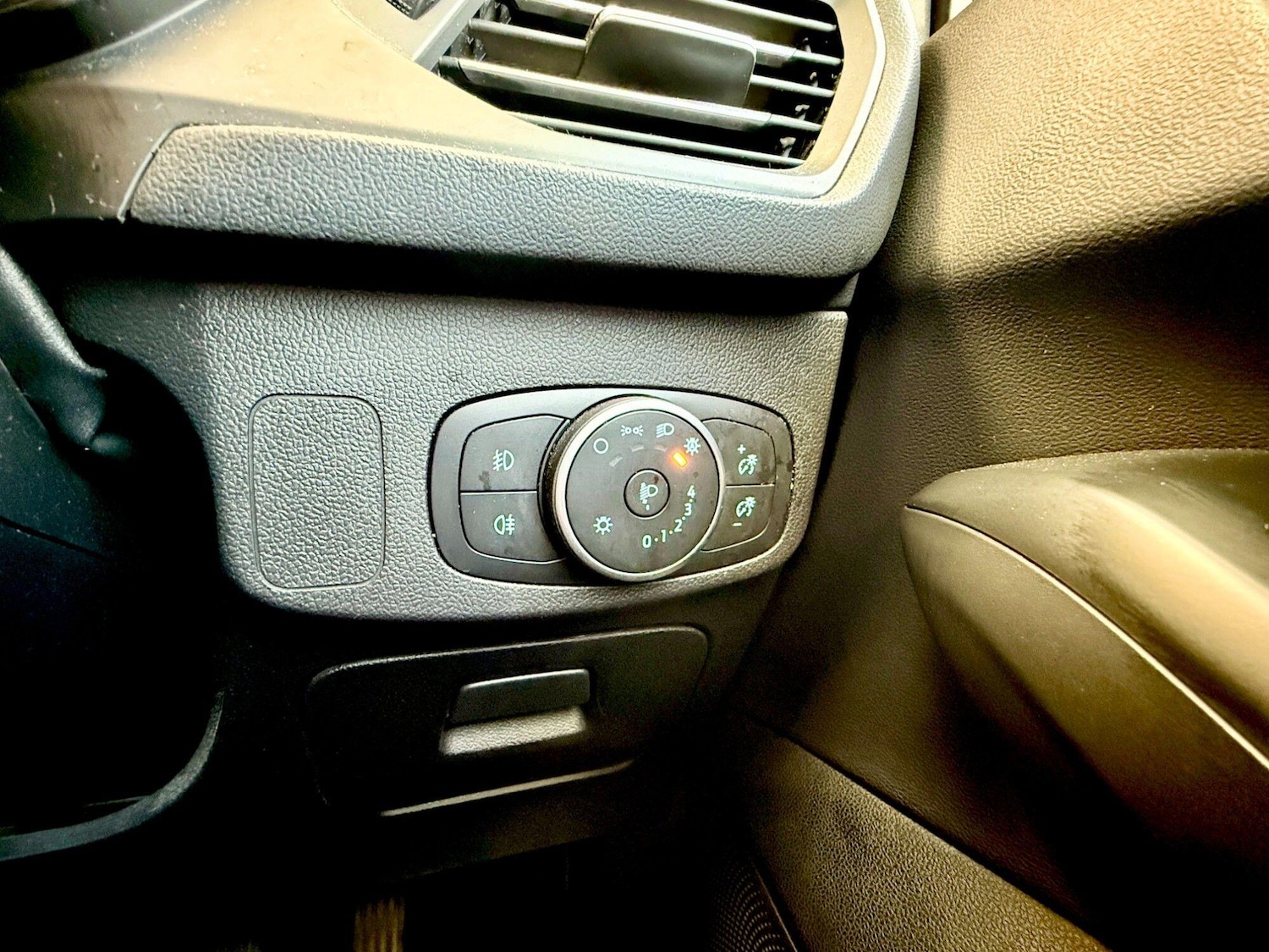 Used Ford Focus 2020 for sale - 76839822: Photo 16