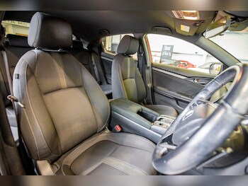 Used Honda Civic 2019 for sale - 76823878: Photo