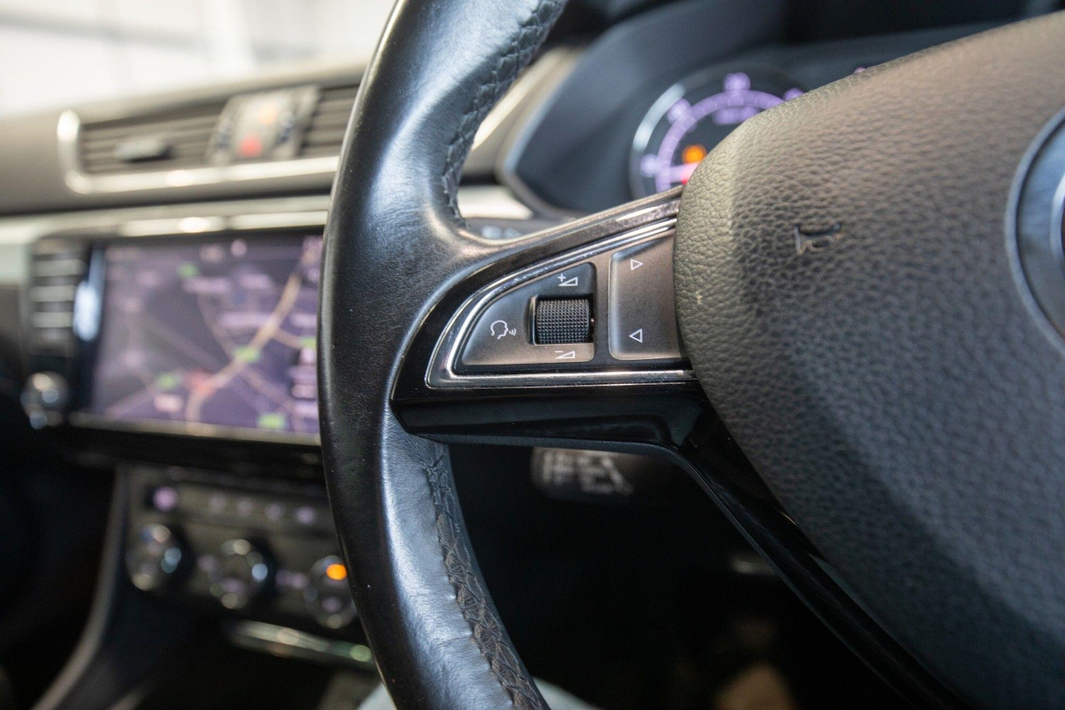 Used Skoda Superb for sale - 76825009: Photo 34