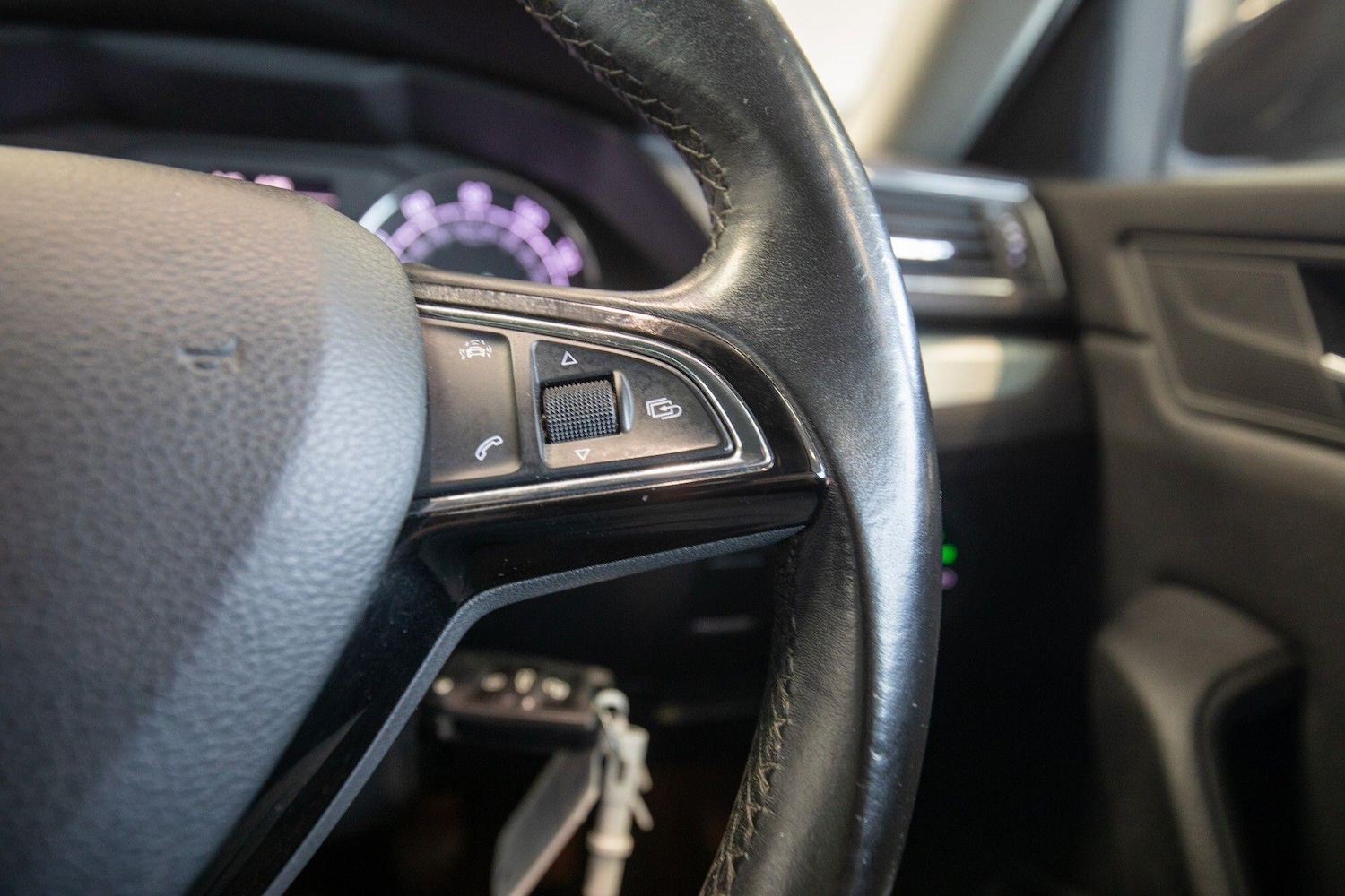 Used Skoda Superb for sale - 76825009: Photo 35