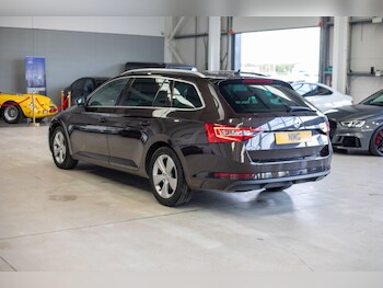 Used Skoda Superb 2016 for sale - 76825009: Photo