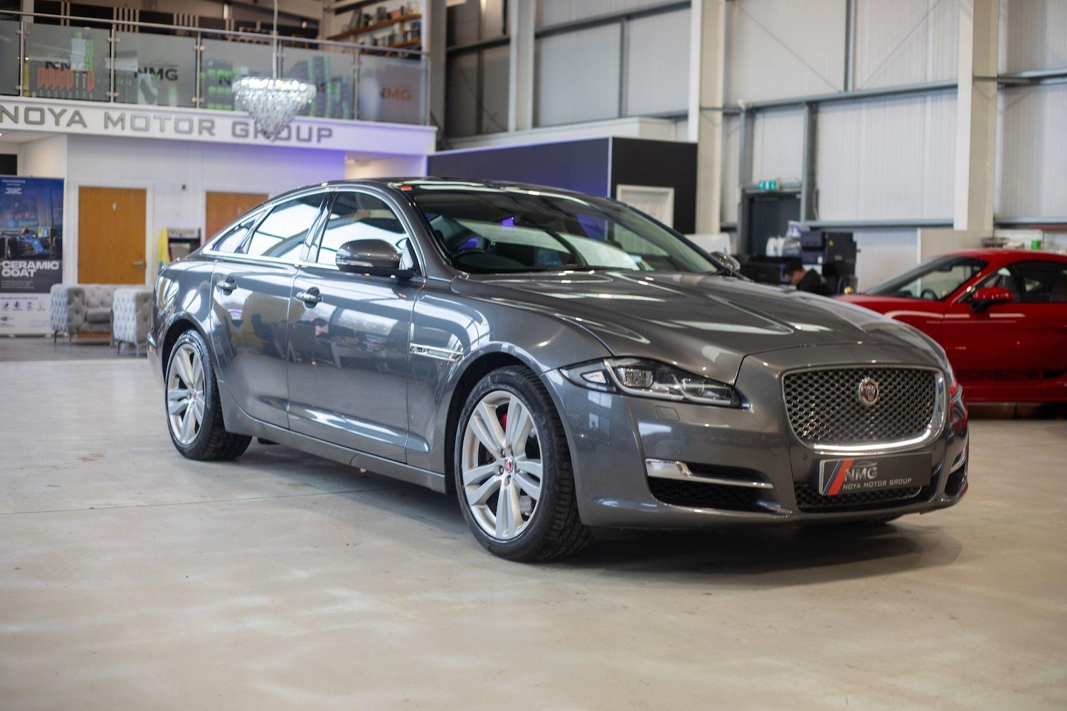 Used Jaguar XJ 2017 for sale - 77439649: Photo 8