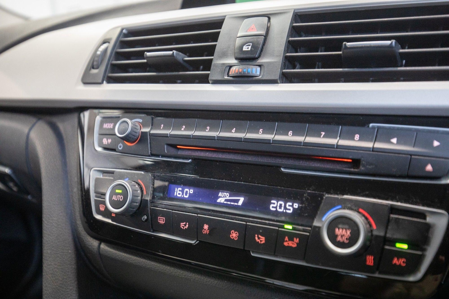 Used BMW 3 Series for sale - 76825207: Photo 26