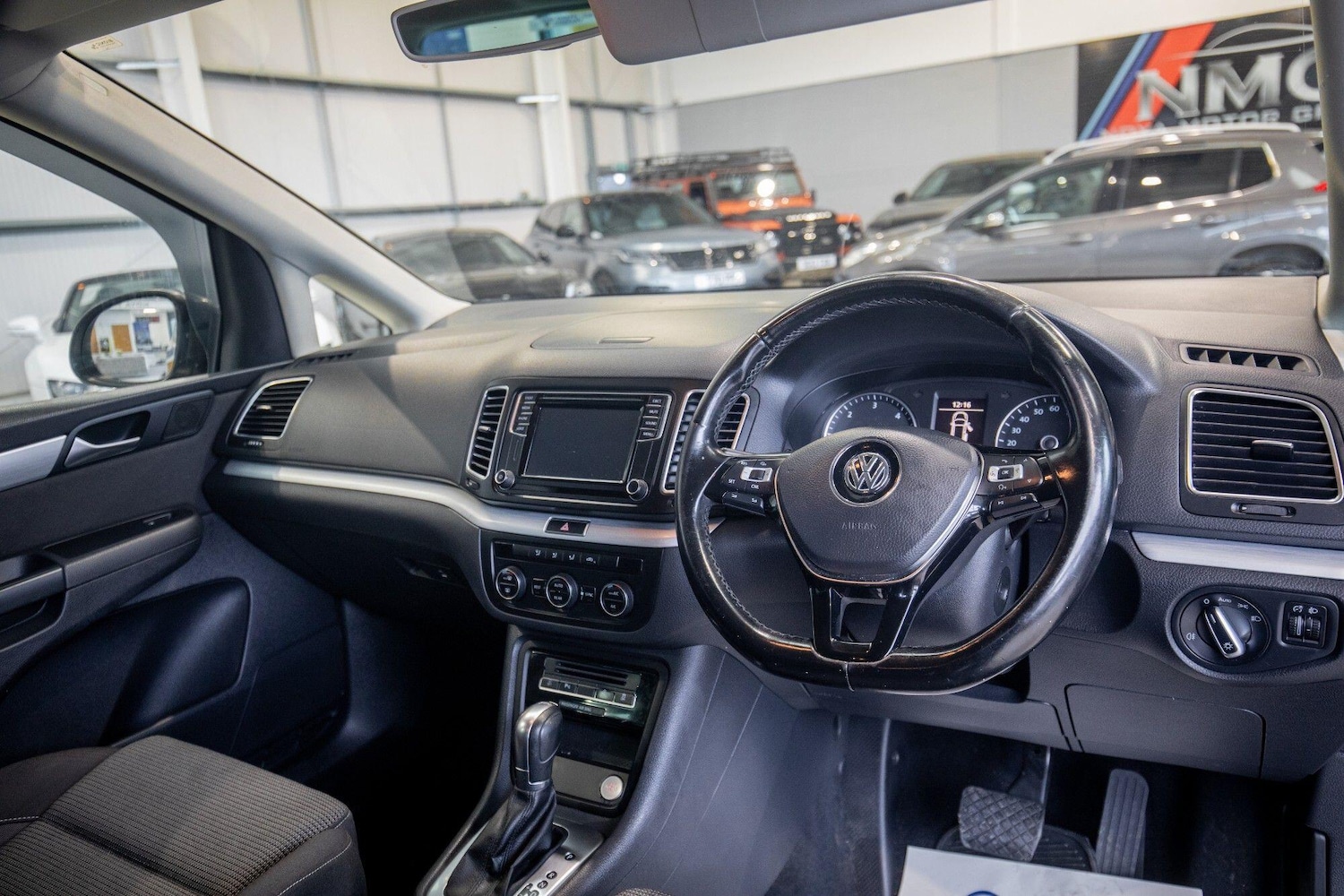 Used Volkswagen Sharan 2016 for sale - 77882896: Photo 2