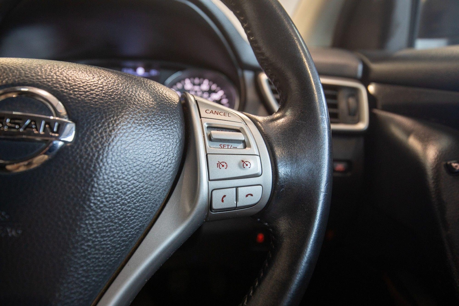 Used Nissan Qashqai 2015 for sale - 77202553: Photo 33