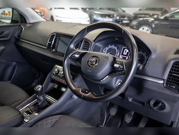 Used Skoda Karoq 2020 for sale - 78020083: Photo