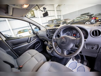 Used Citroen Berlingo 2017 for sale - 76824994: Photo