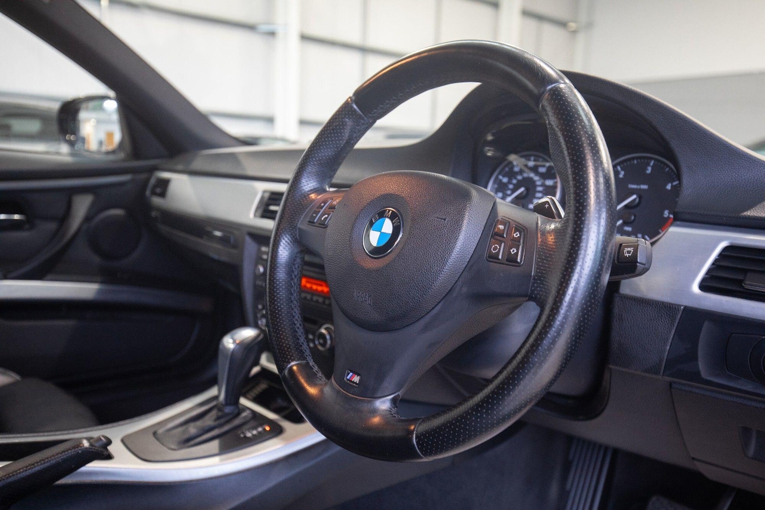 Used BMW 3 Series 2011 for sale - 78100262: Photo 16