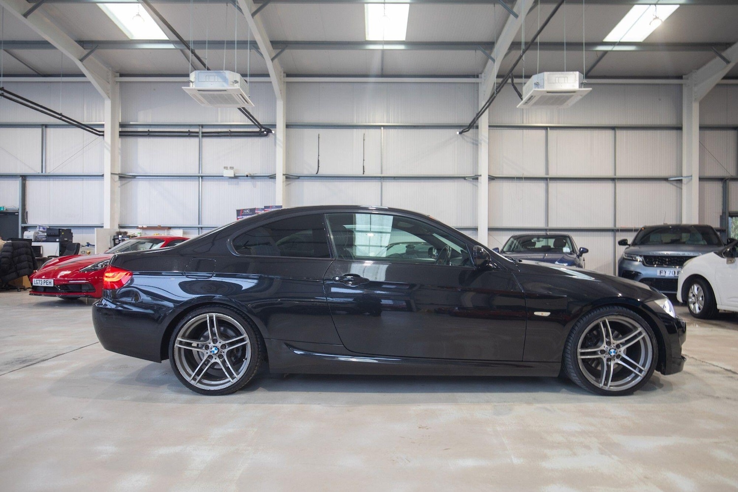 Used BMW 3 Series 2011 for sale - 78100262: Photo 31