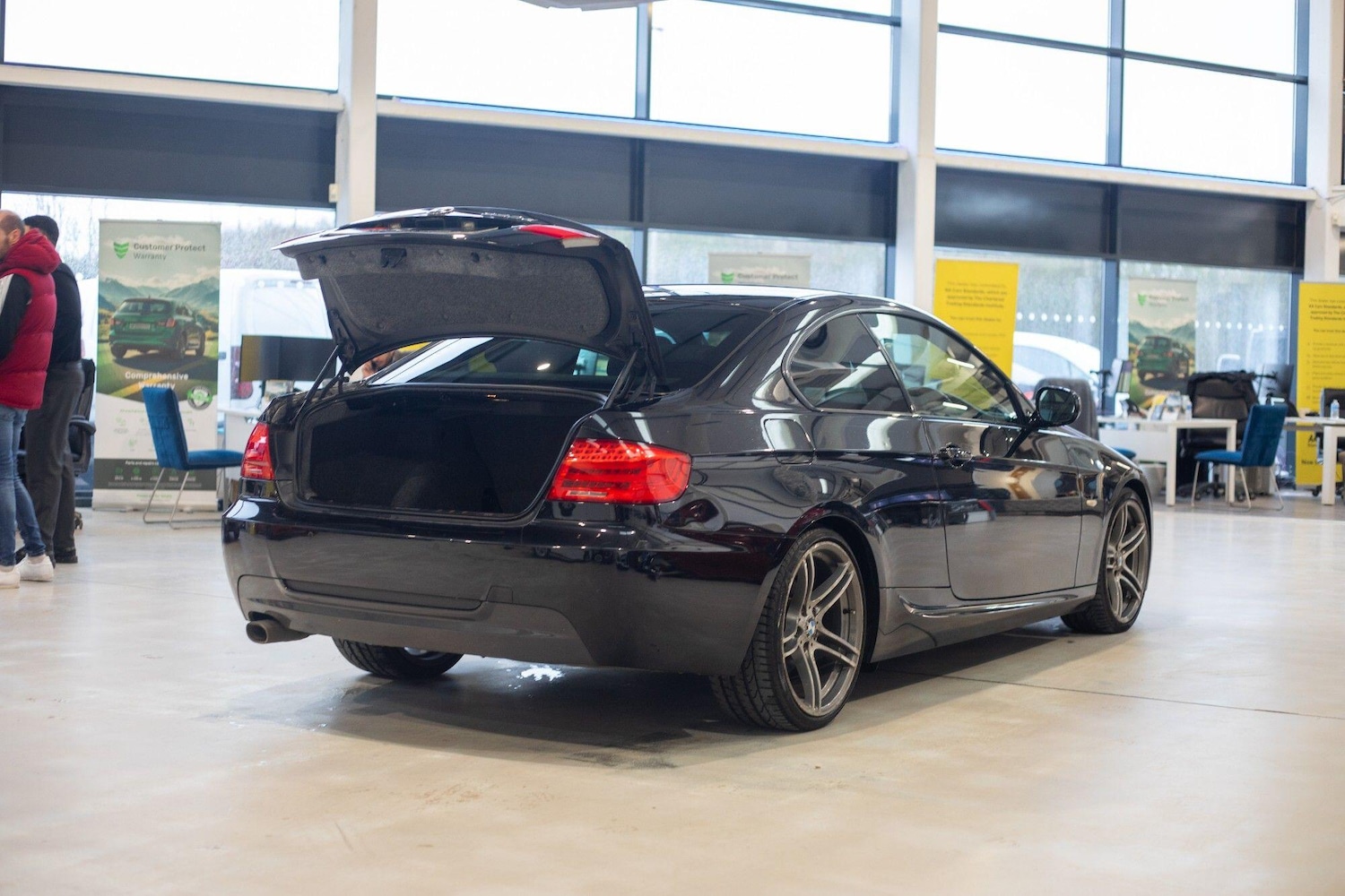 Used BMW 3 Series 2011 for sale - 78100262: Photo 37