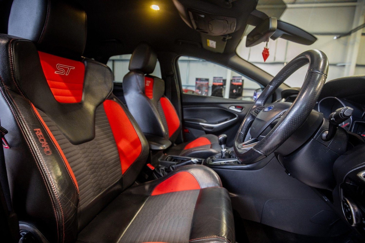 Used Ford Focus 2015 for sale - 78007705: Photo 16