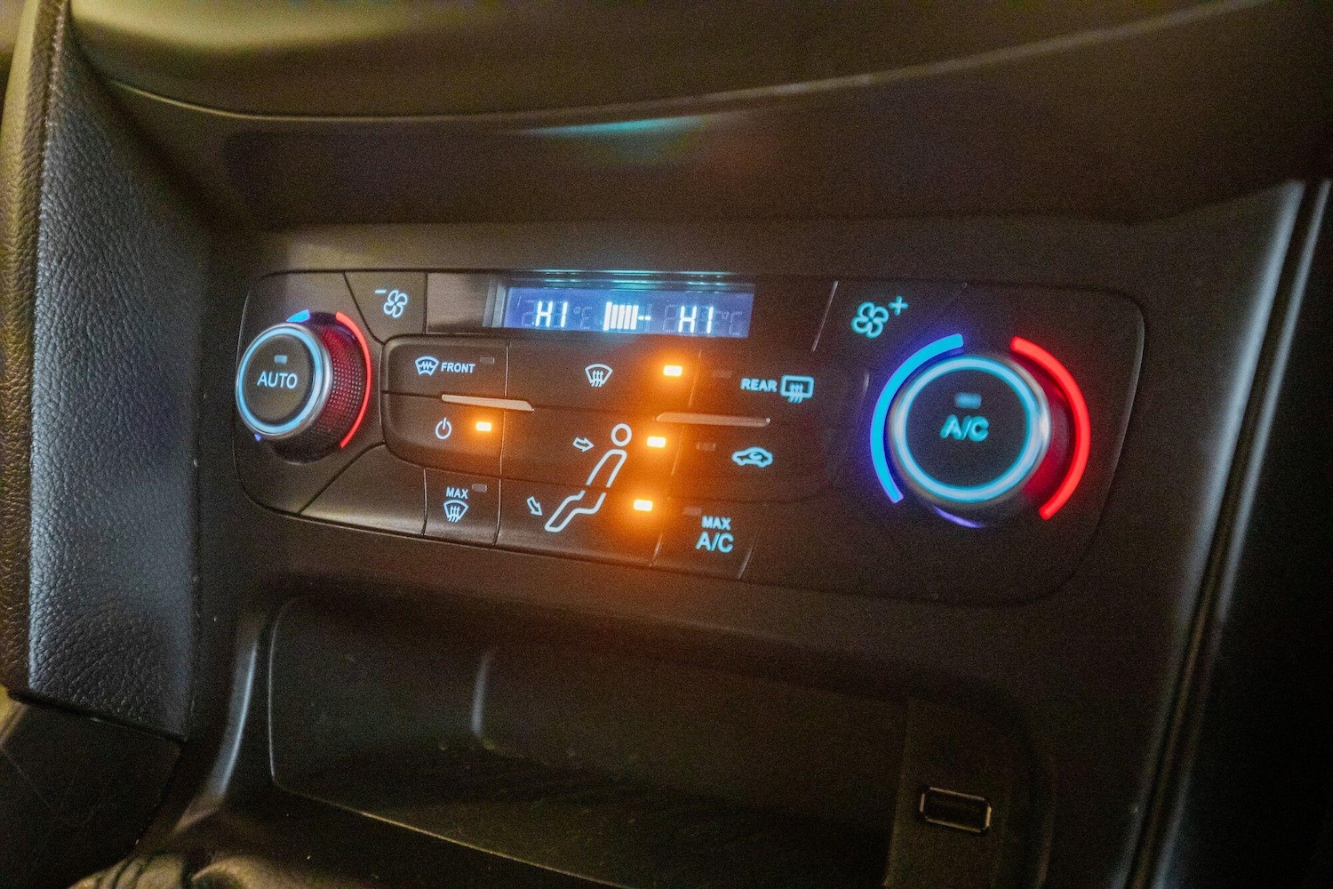 Used Ford Focus 2015 for sale - 78007705: Photo 28