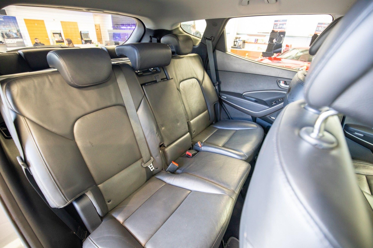 Used Hyundai Santa Fe 2015 for sale - 78062903: Photo 11