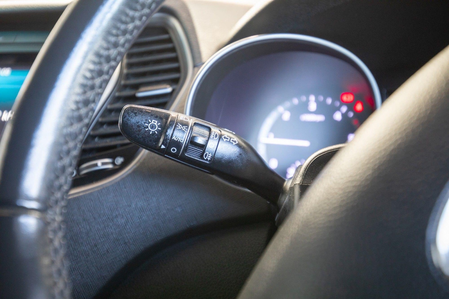 Used Hyundai Santa Fe 2015 for sale - 78062903: Photo 21