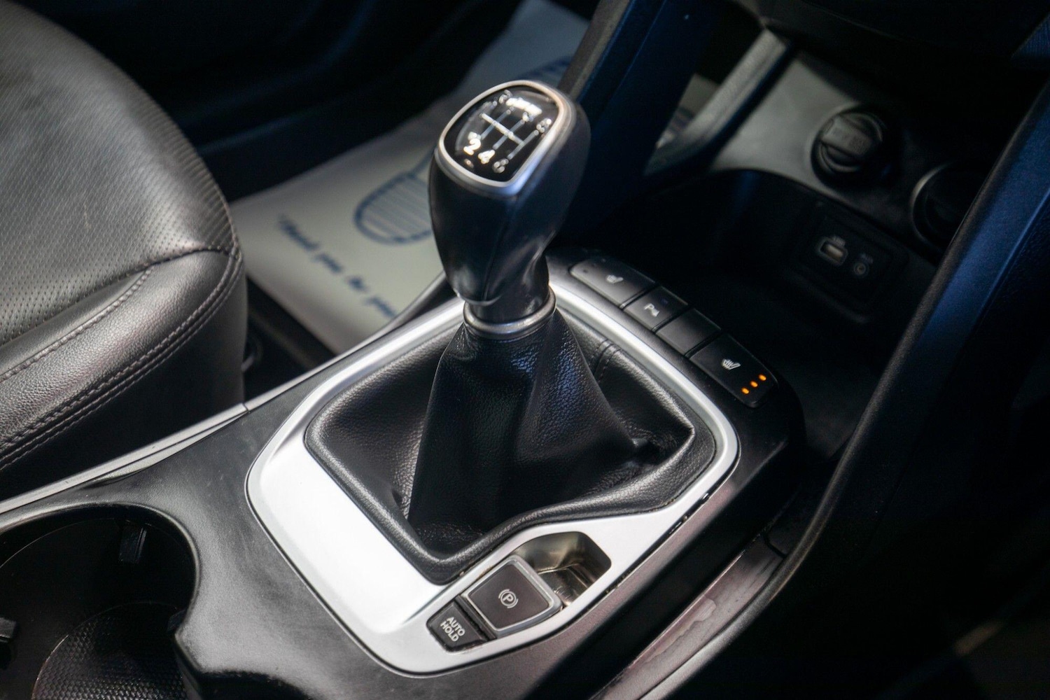 Used Hyundai Santa Fe 2015 for sale - 78062903: Photo 27