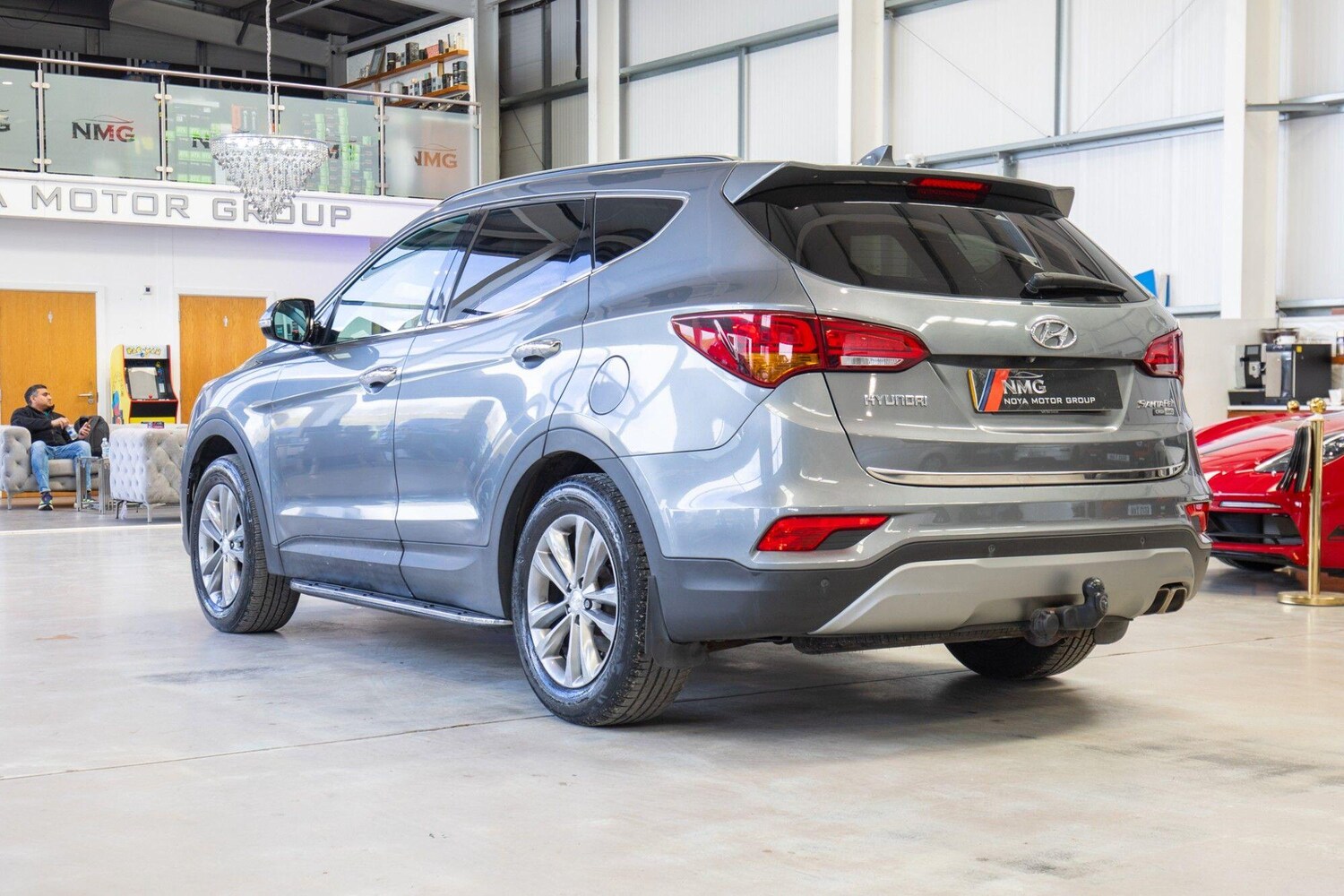 Used Hyundai Santa Fe 2015 for sale - 78062903: Photo 4