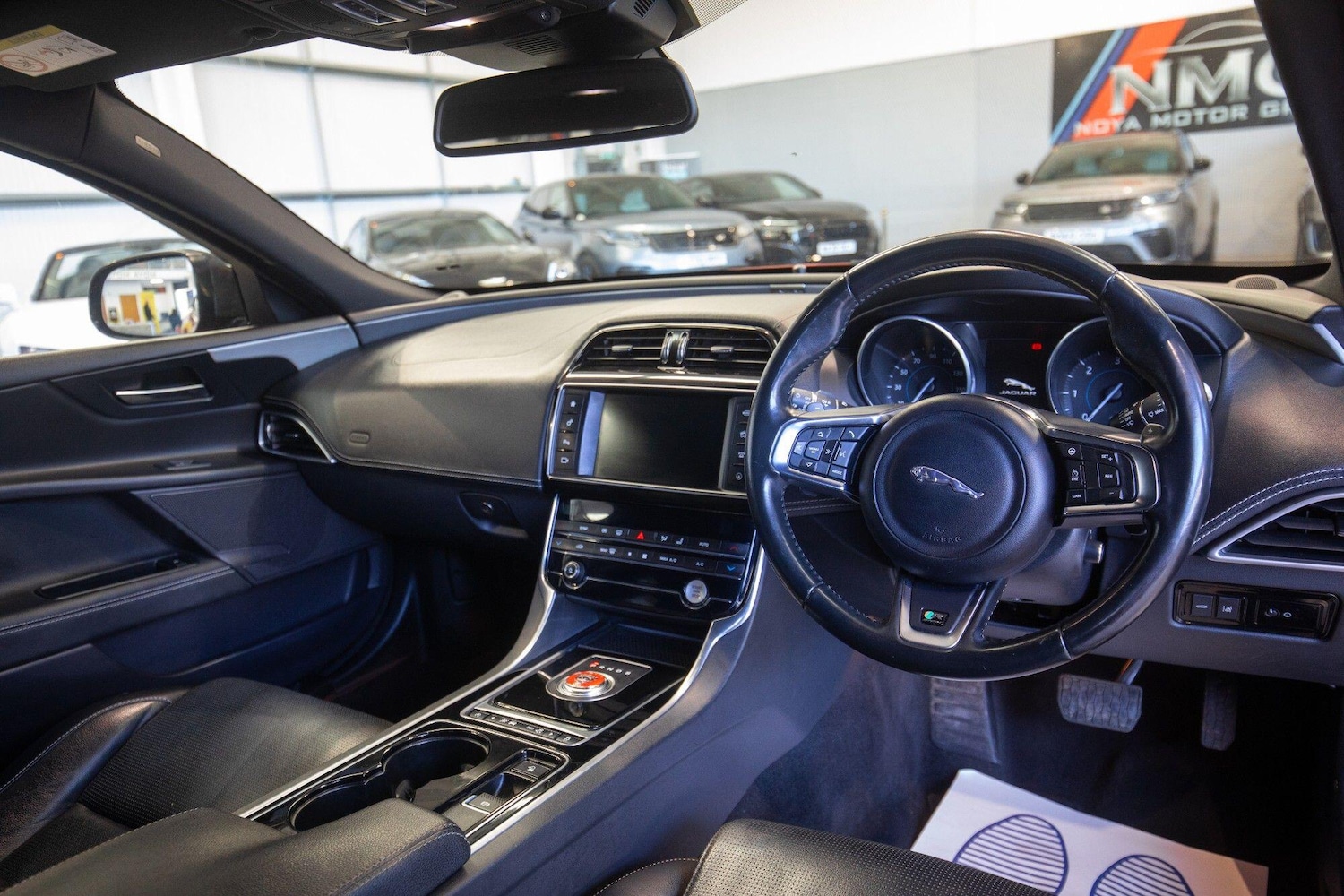 Used Jaguar XE 2016 for sale - 77612812: Photo 2