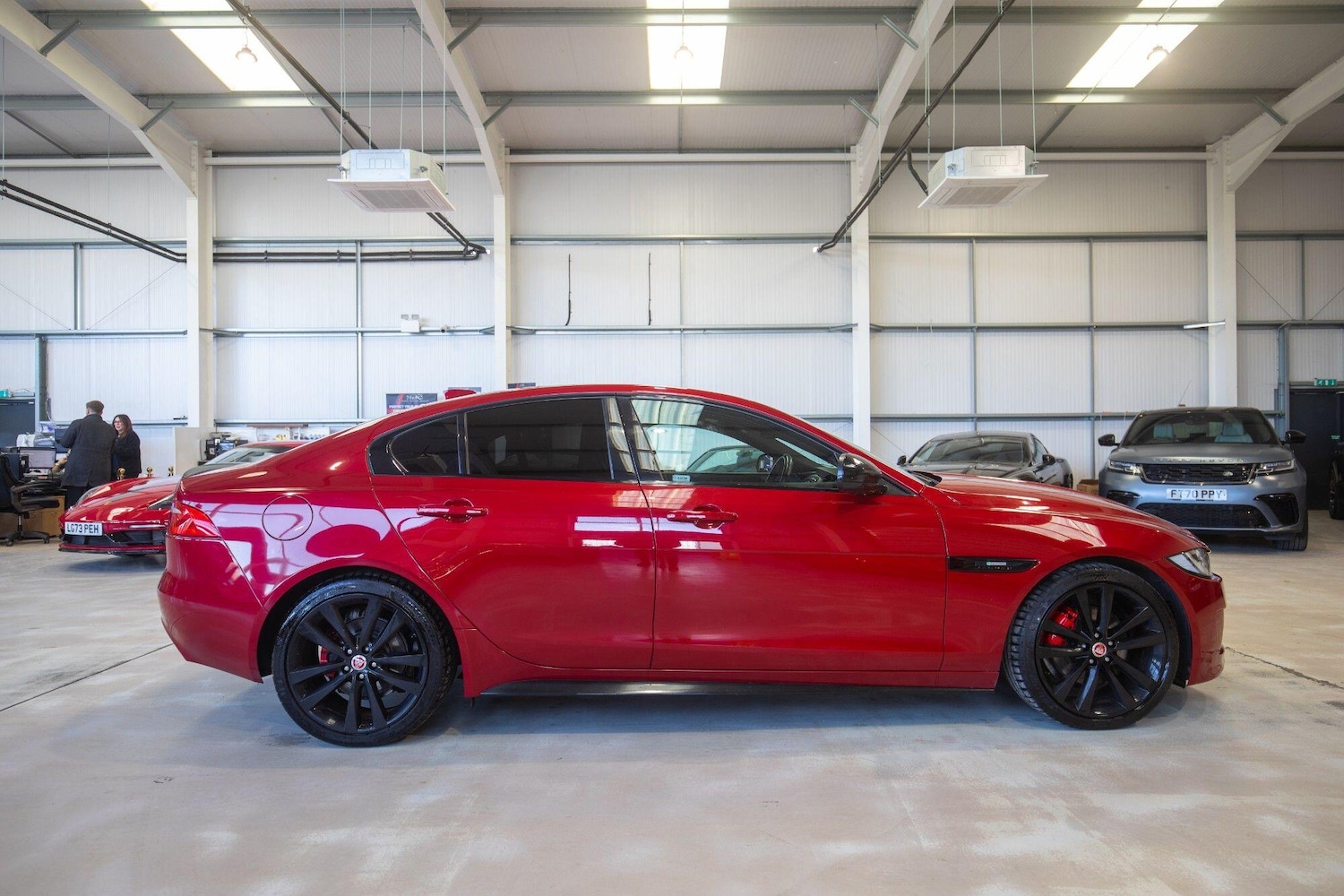 Used Jaguar XE 2016 for sale - 77612812: Photo 31