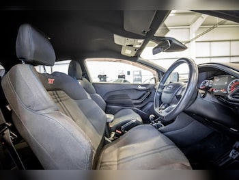 Used Ford Fiesta 2018 for sale - 78413572: Photo