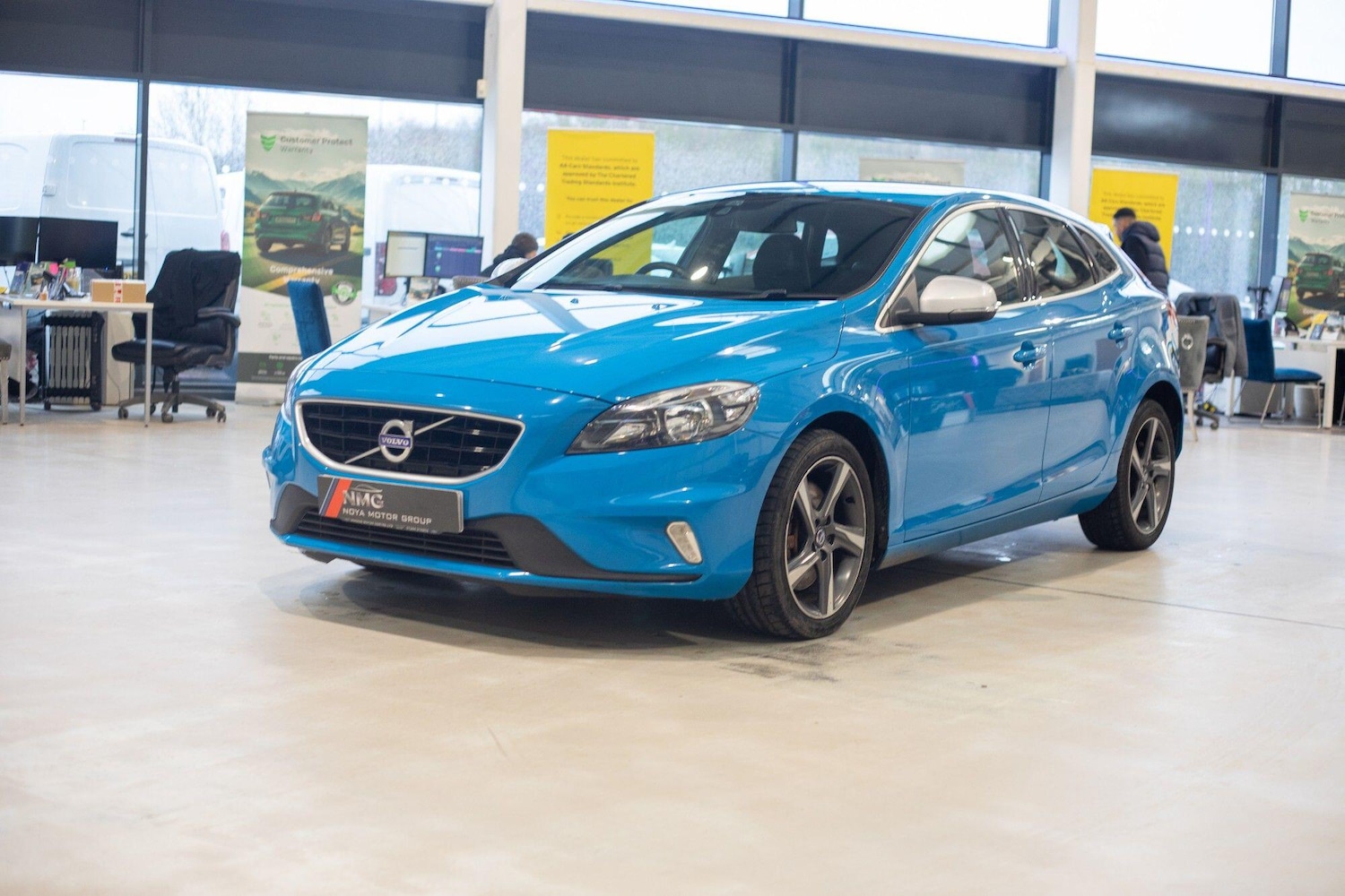 Used Volvo V40 2015 for sale - 77957153: Photo 10