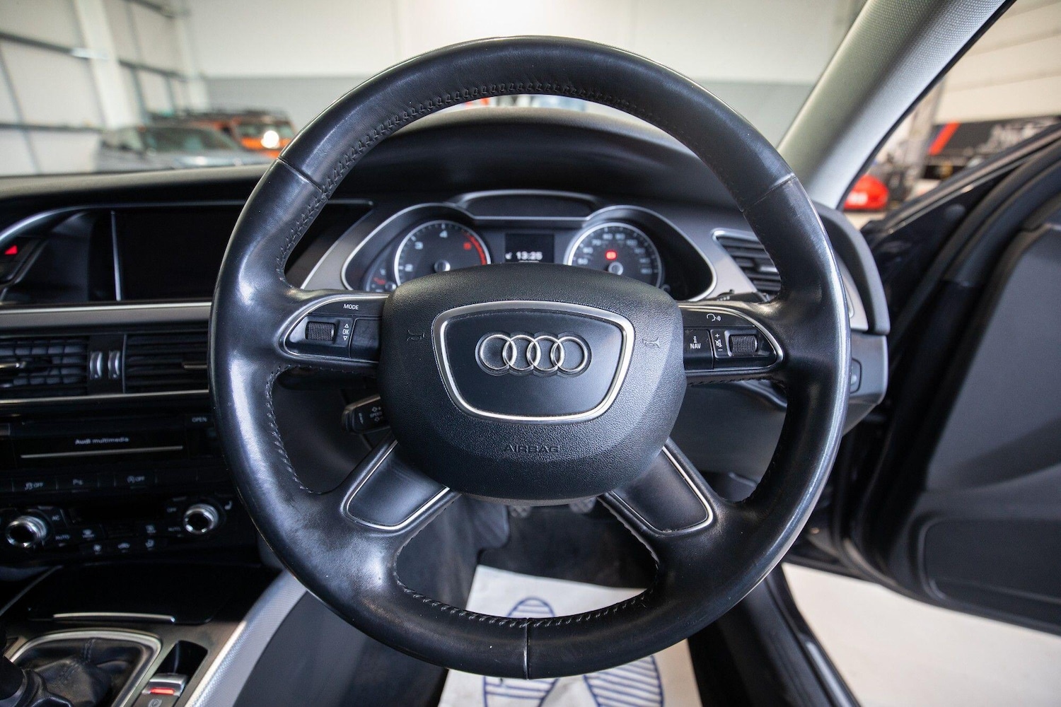 Used Audi A4 2013 for sale - 77597783: Photo 19