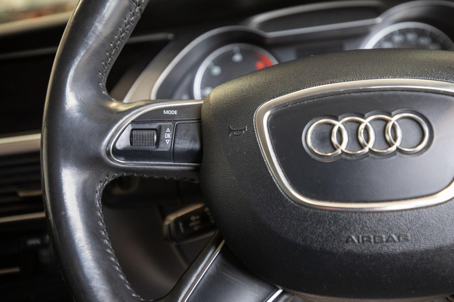 Used Audi A4 2013 for sale - 77597783: Photo 21