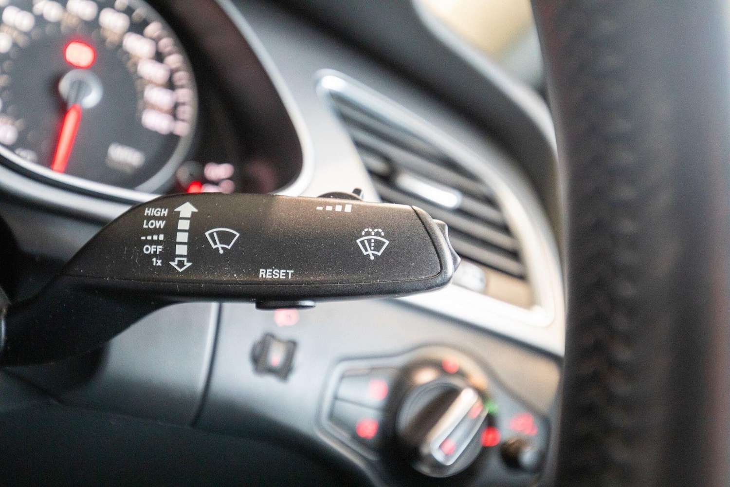 Used Audi A4 2013 for sale - 77597783: Photo 23