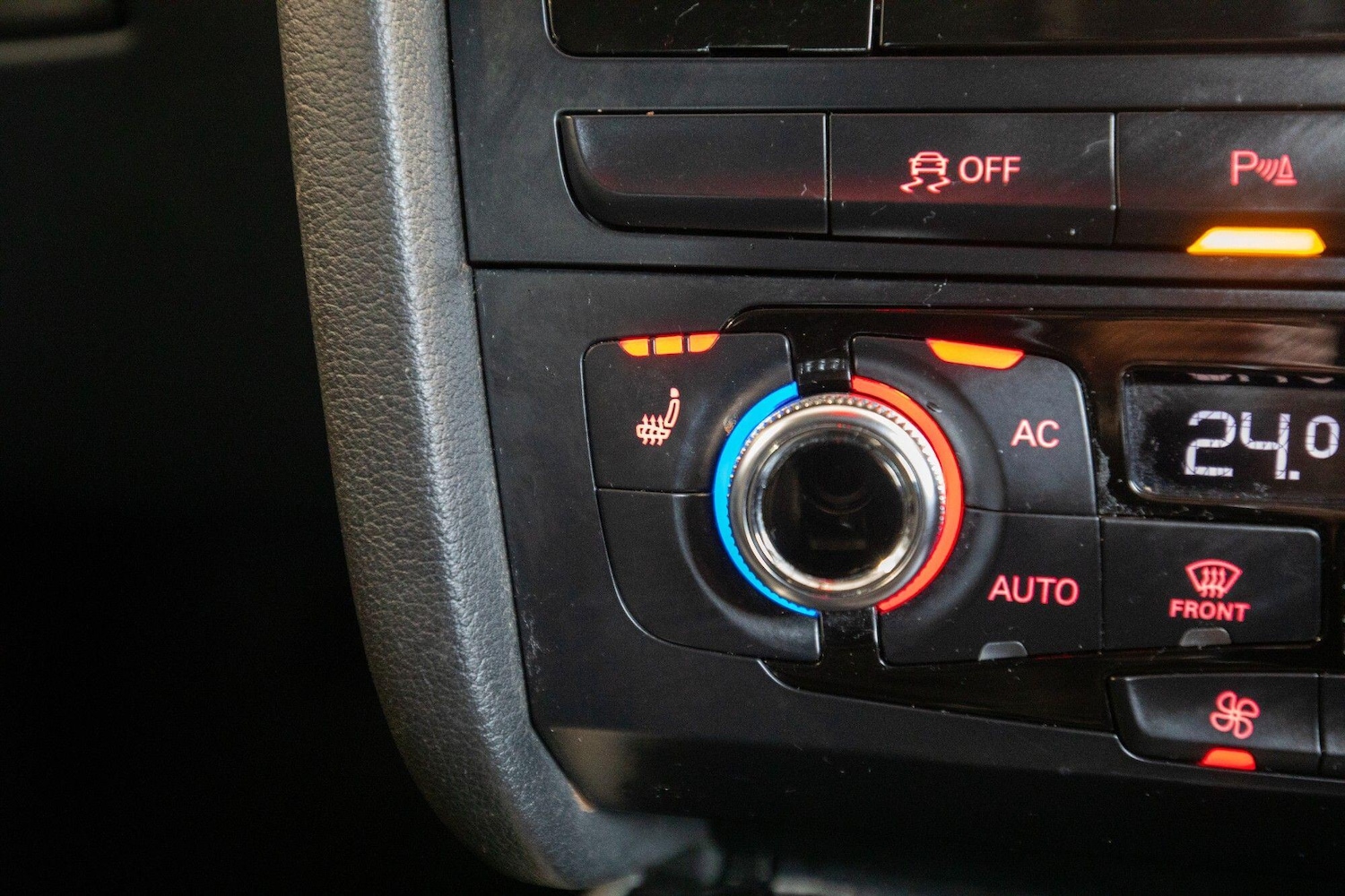 Used Audi A4 2013 for sale - 77597783: Photo 31