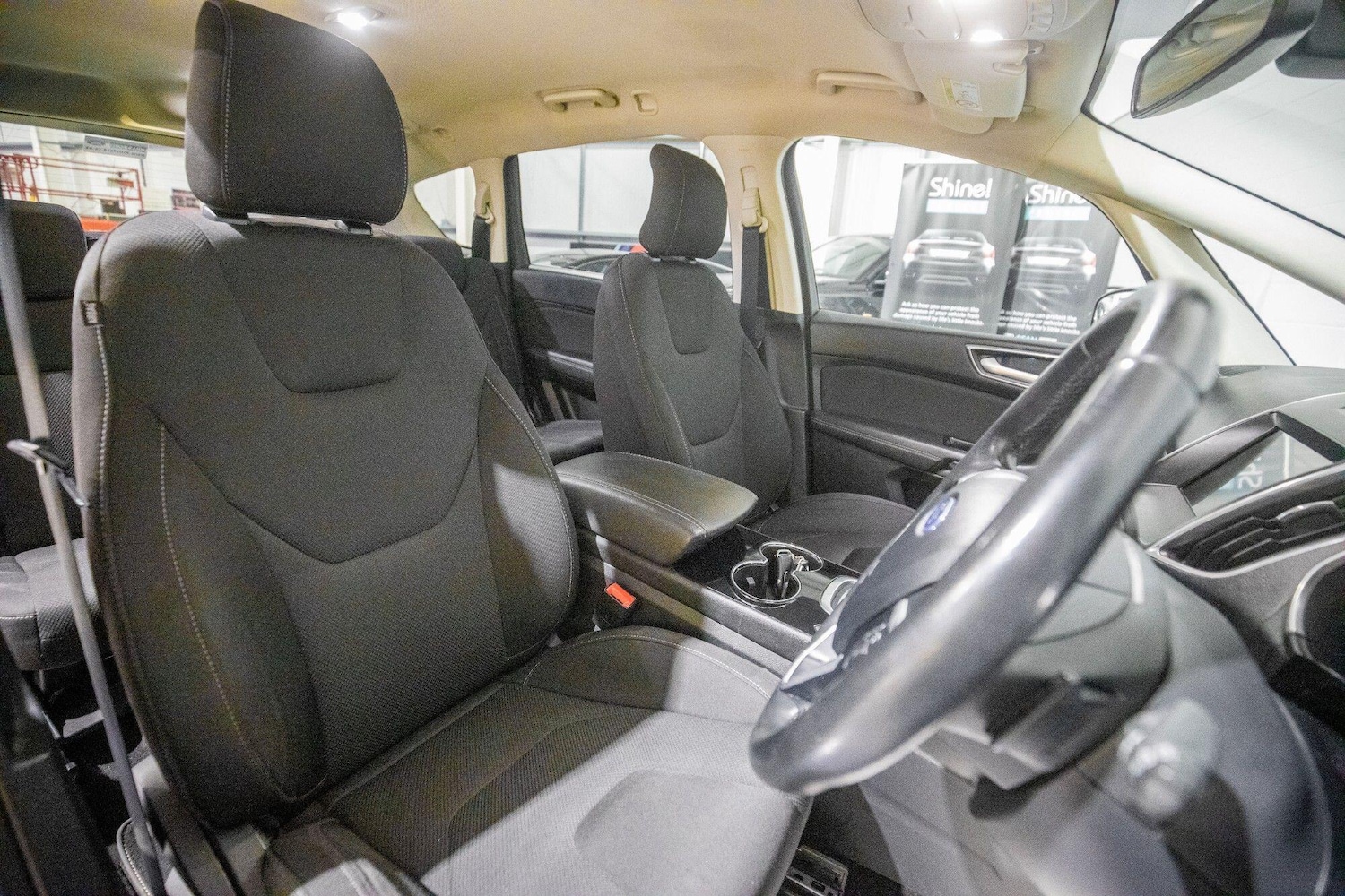 Used Ford S-Max 2017 for sale - 77705595: Photo 3