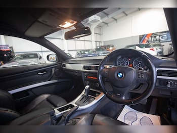 Used BMW 3 Series 2011 for sale - 78382311: Photo