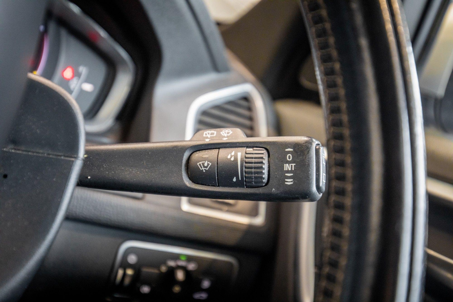 Used Volvo XC60 2016 for sale - 76825223: Photo 24