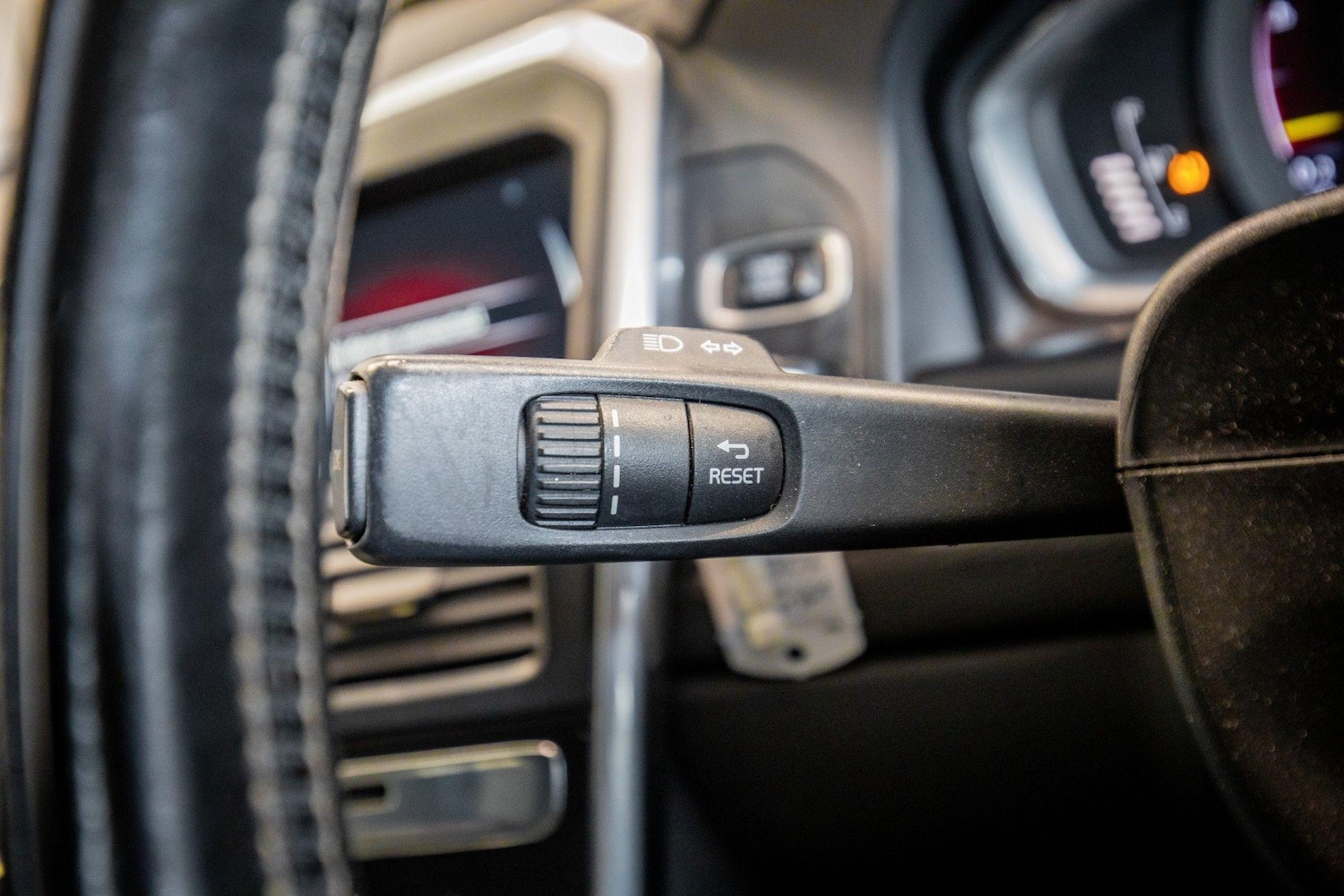 Used Volvo XC60 2016 for sale - 76825223: Photo 25