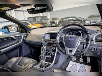 Used Volvo XC60 2016 for sale - 76825223: Photo