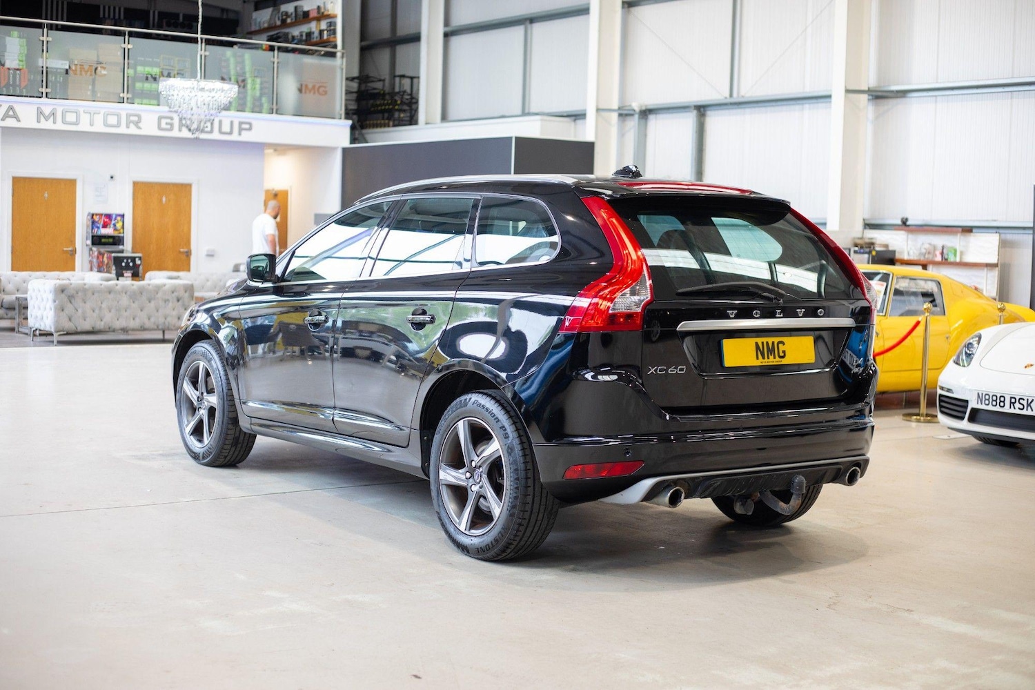 Used Volvo XC60 2016 for sale - 76825223: Photo 4