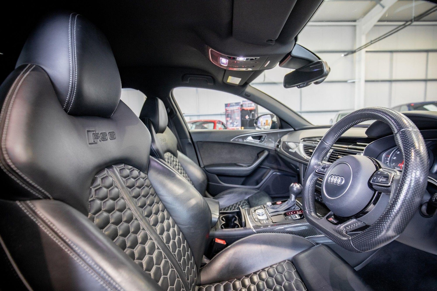 Used Audi RS6 2017 for sale - 77957439: Photo 17