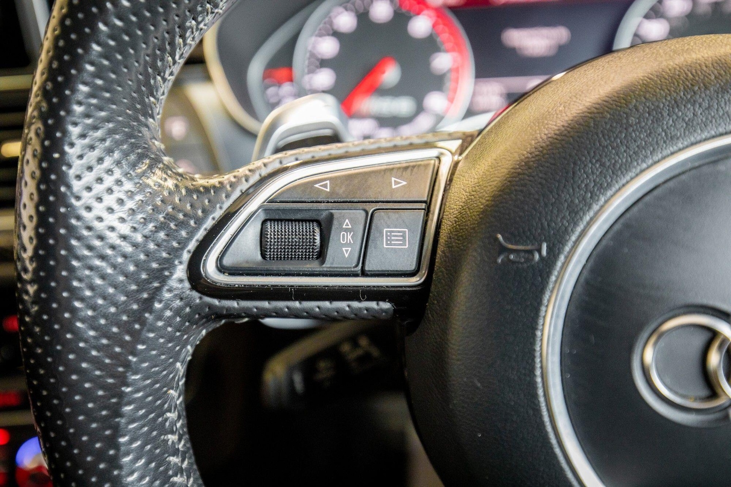 Used Audi RS6 2017 for sale - 77957439: Photo 22