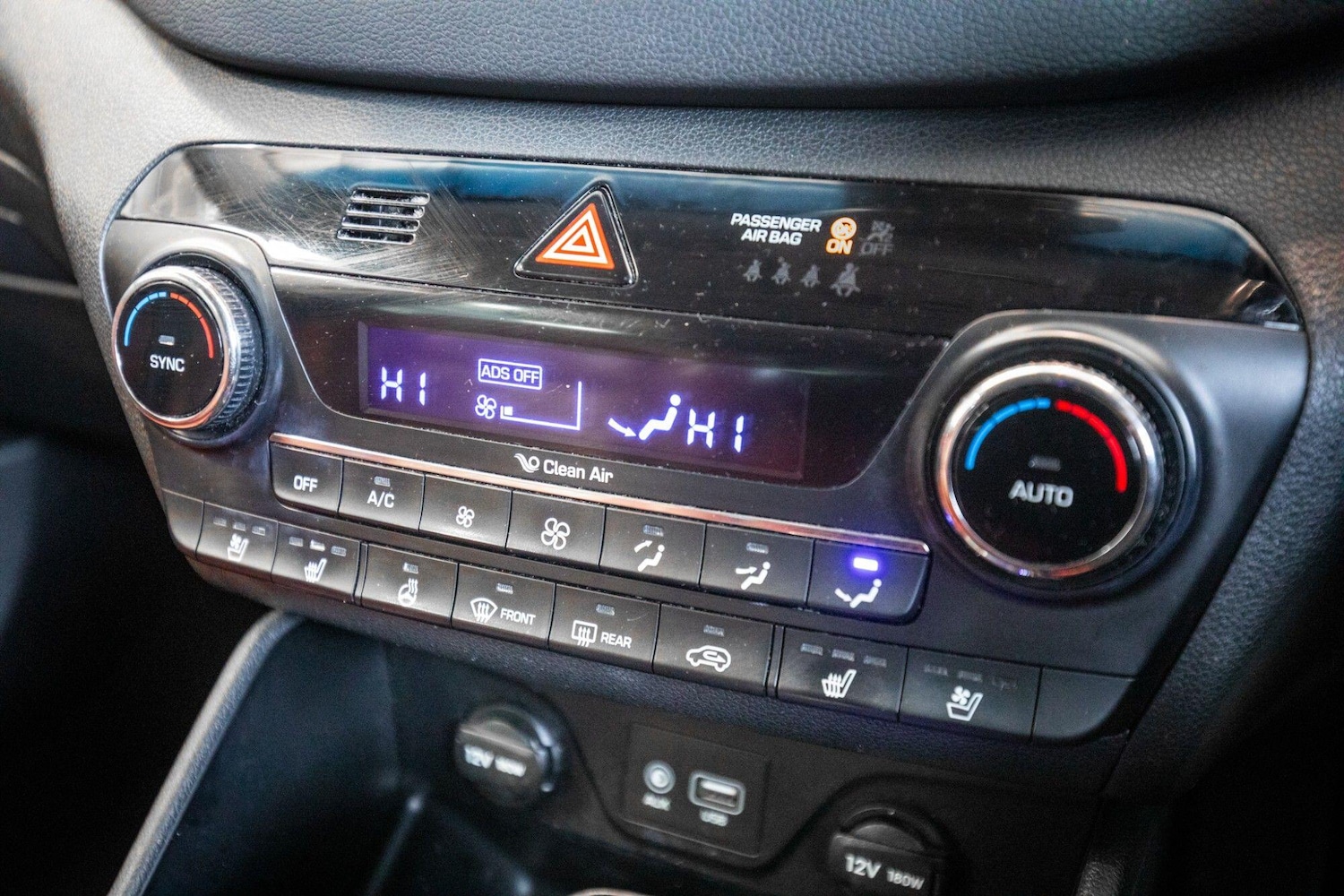 Used Hyundai TUCSON 2017 for sale - 77993031: Photo 26