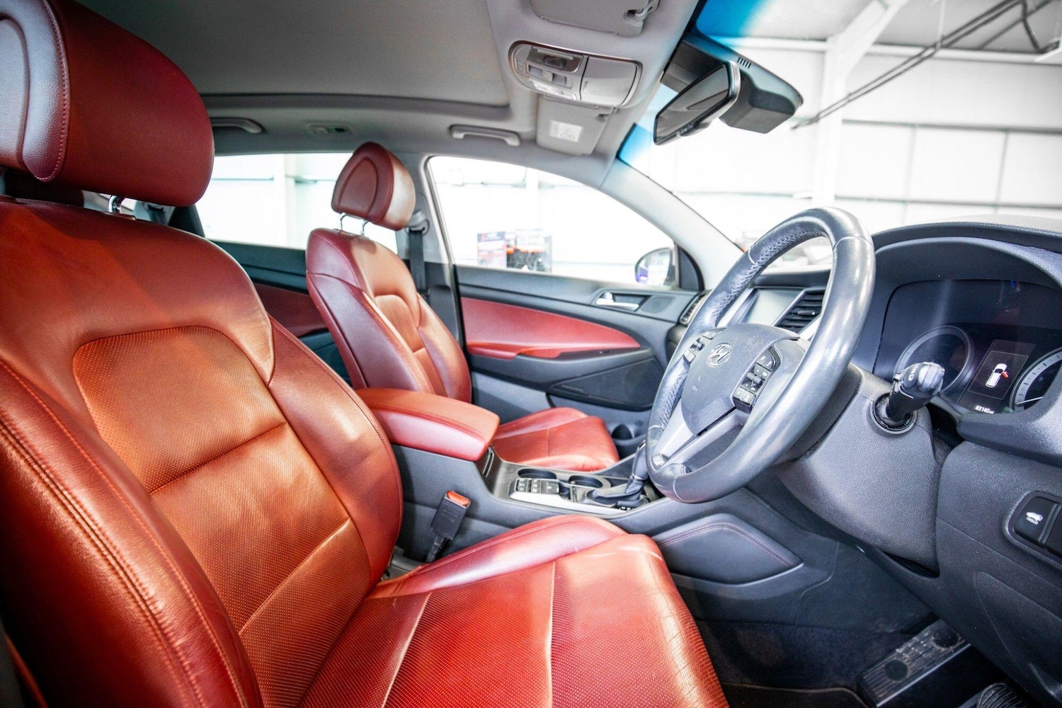 Used Hyundai TUCSON 2017 for sale - 77993031: Photo 3