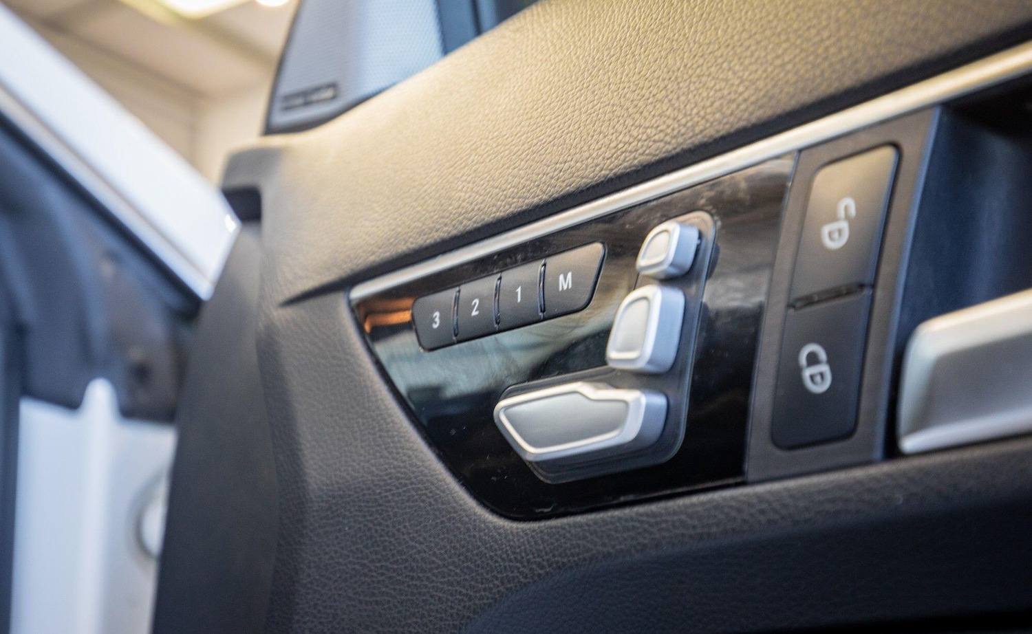 Used Mercedes-Benz E Class 2016 for sale - 76823411: Photo 15