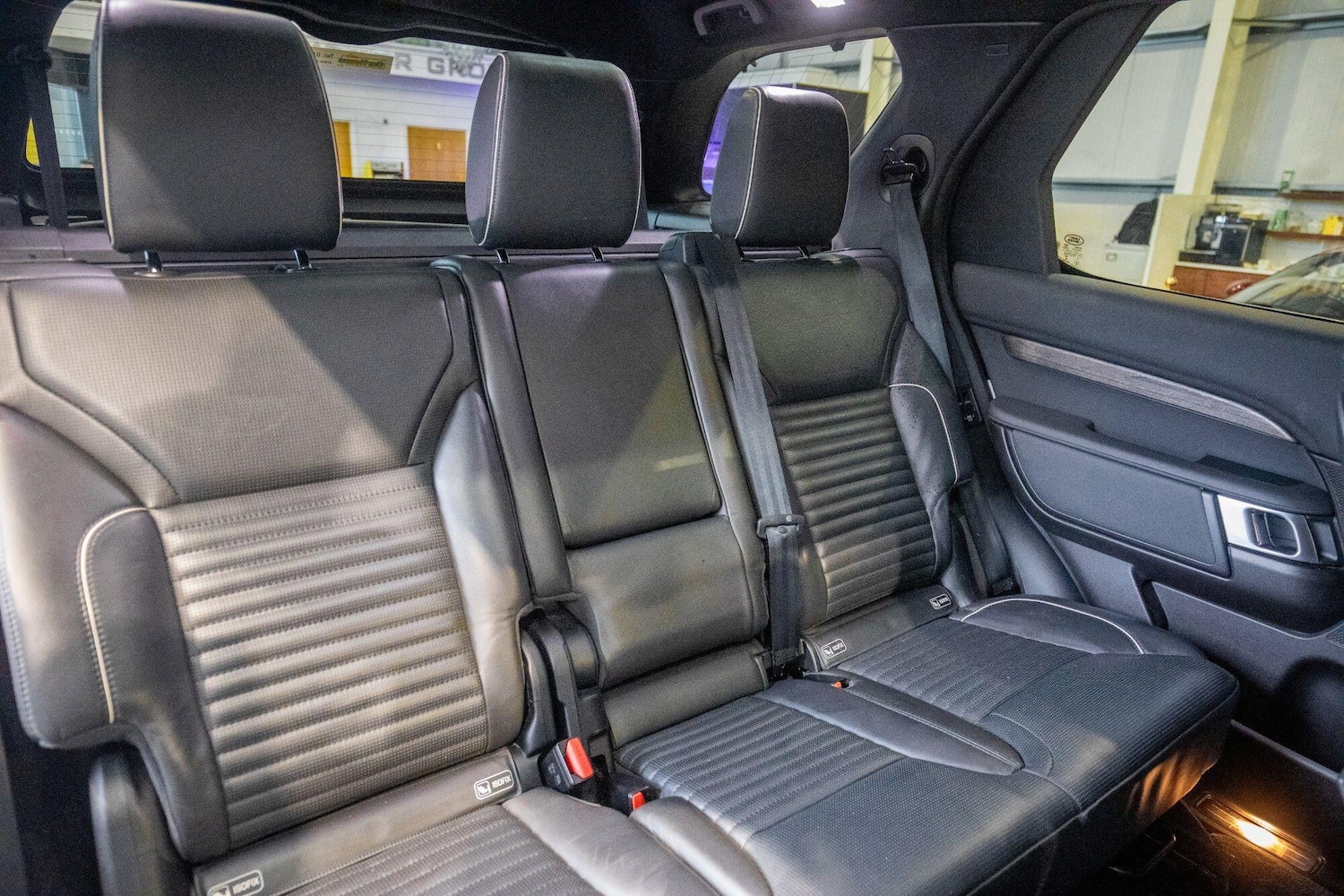 Used Land Rover Discovery 2017 for sale - 77441419: Photo 13