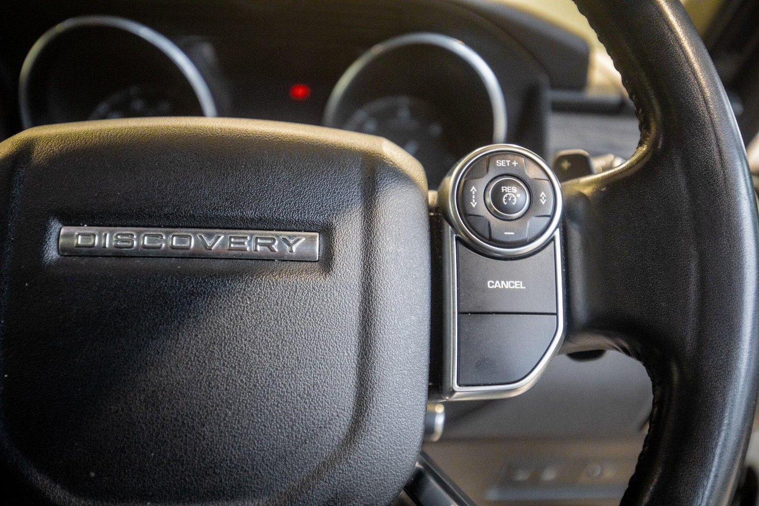 Used Land Rover Discovery 2017 for sale - 77441419: Photo 18