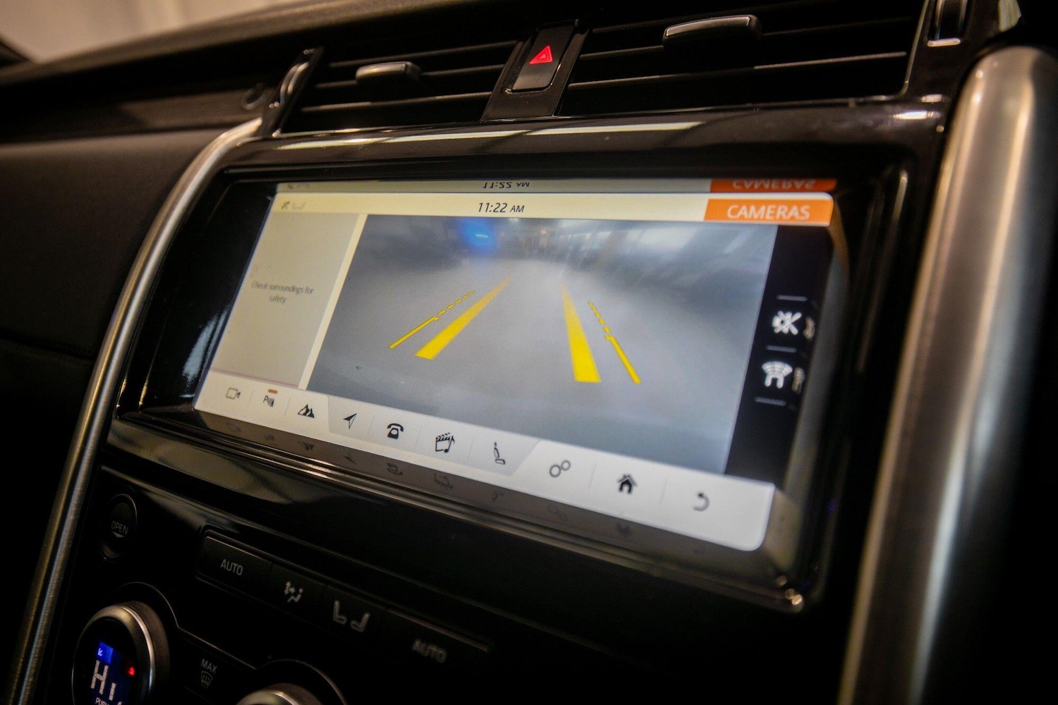 Used Land Rover Discovery 2017 for sale - 77441419: Photo 25