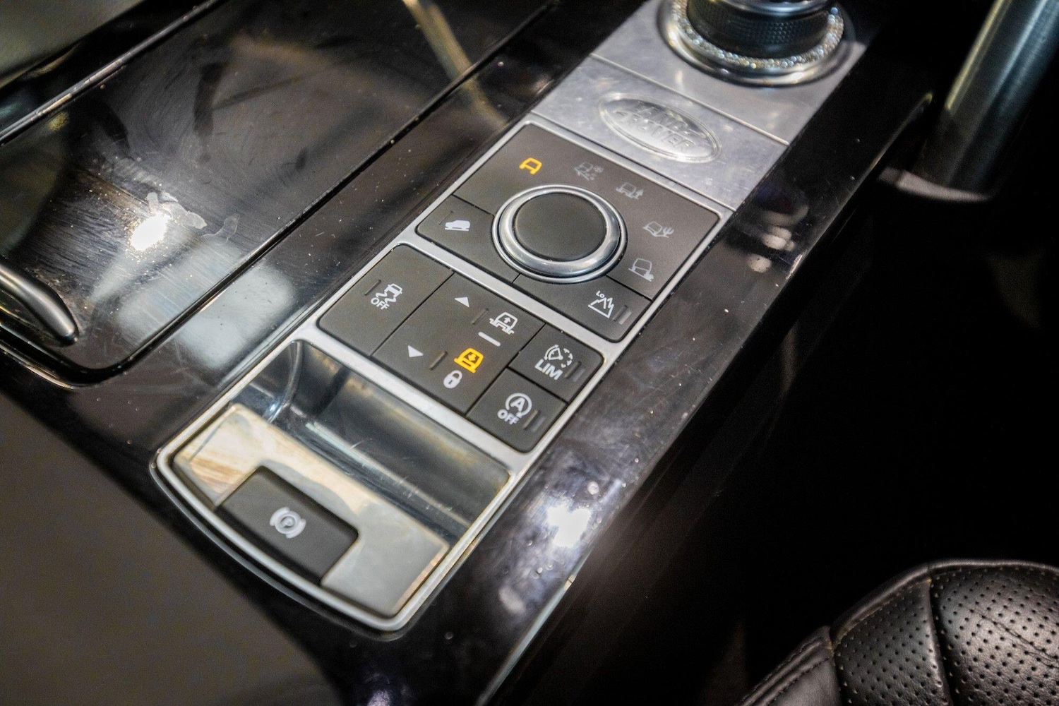 Used Land Rover Discovery 2017 for sale - 77441419: Photo 28